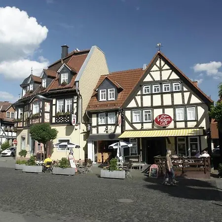 Parkhotel ホテル 3*