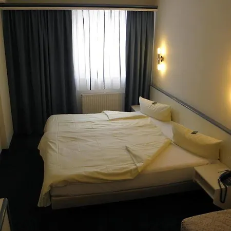 Hotel Parkhotel 3*